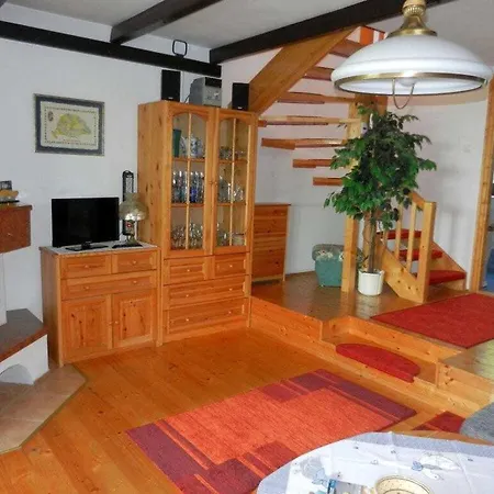 Haus Panorama Comfortable Semesterbostad Gyenesdiás